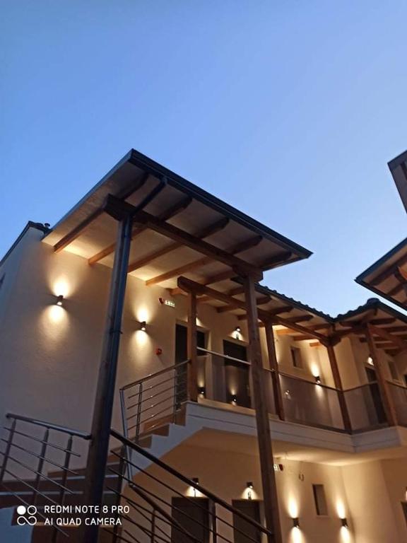 Bamboo Luxury Studios - 1