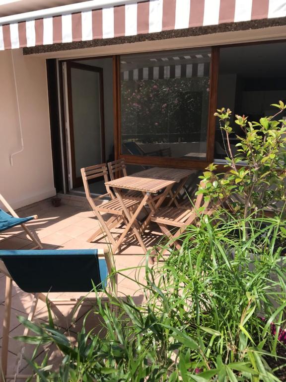 Appartement Port de Capbreton - Apartamento Com Vista Jardim
