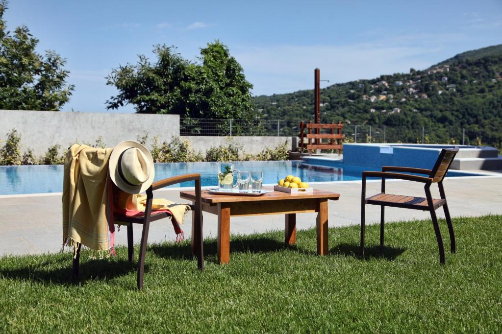Hồ bơi trong/gần Theta Hotel Pelion
