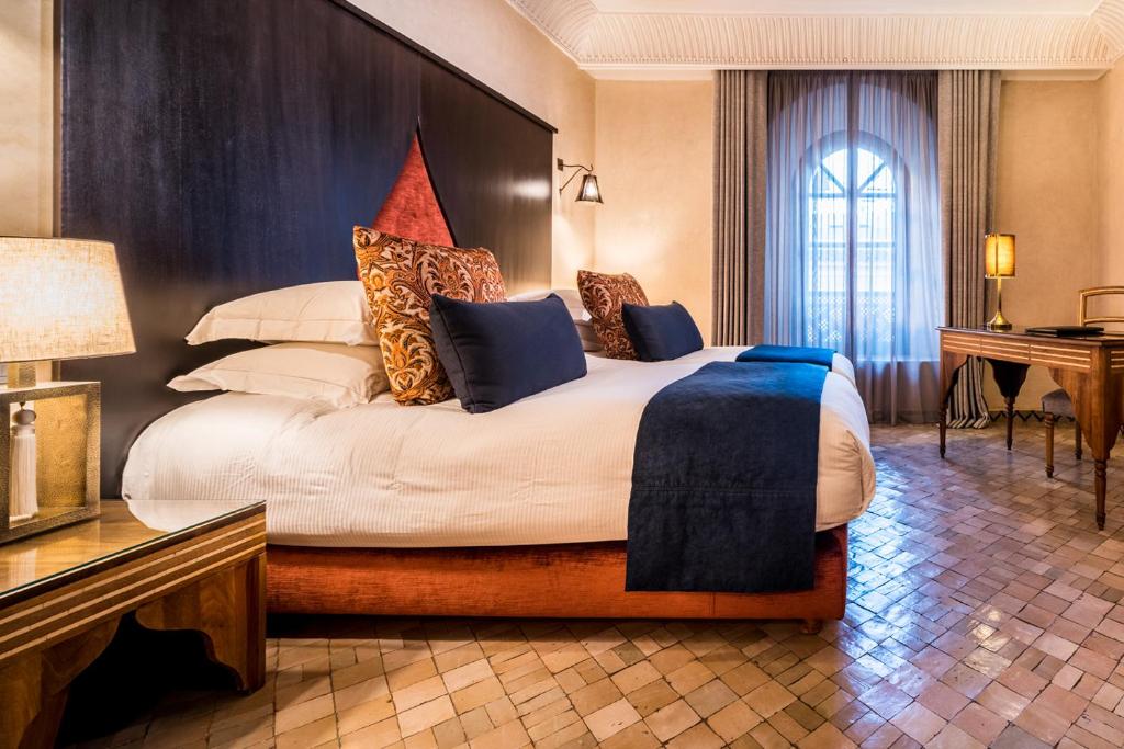Postel nebo postele na pokoji v ubytování Riad Fes - Relais & Châteaux