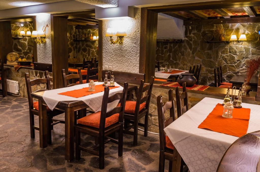 Restaurace v ubytování Aneli Hotel