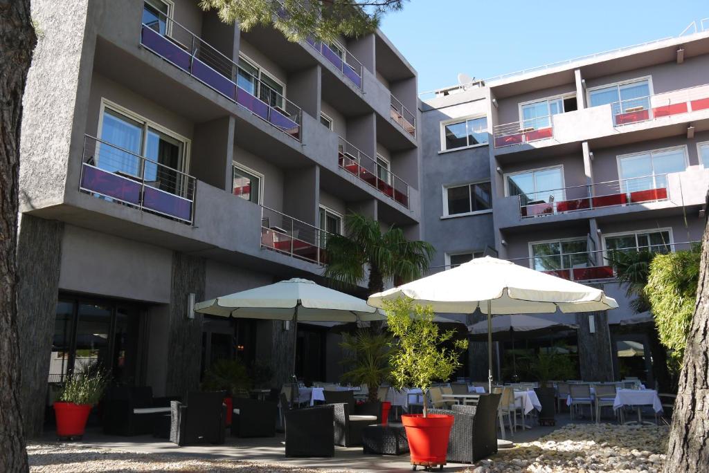 Budova, kde se hotel nachází