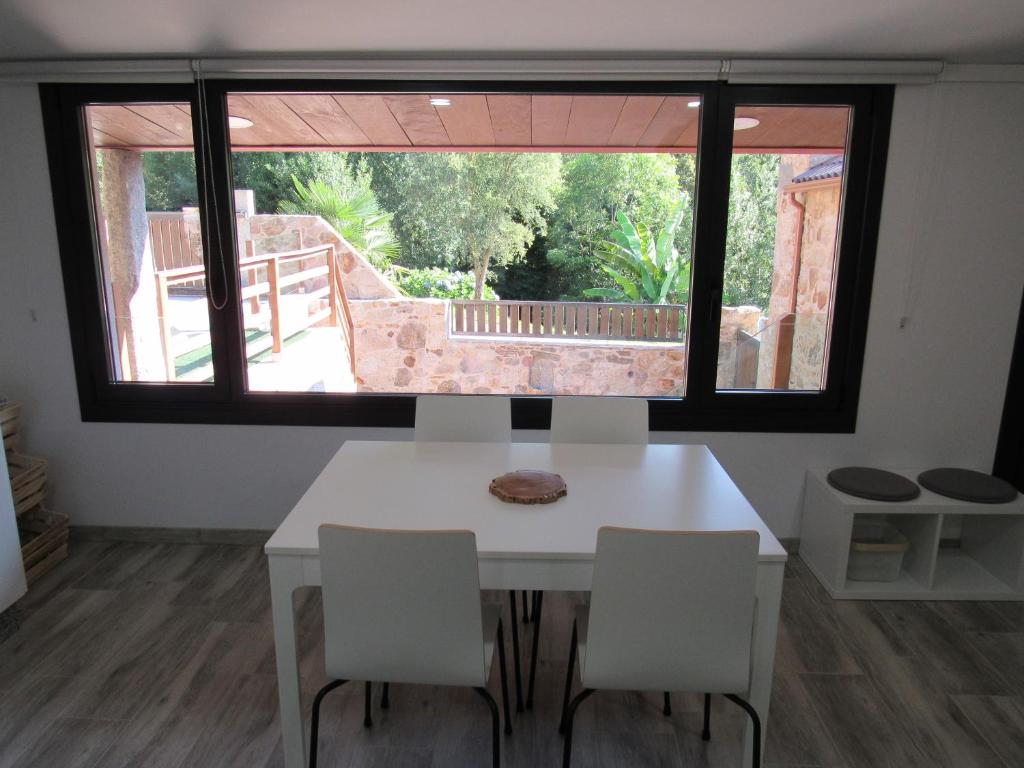 A balcony or terrace at Casa As Salcedas