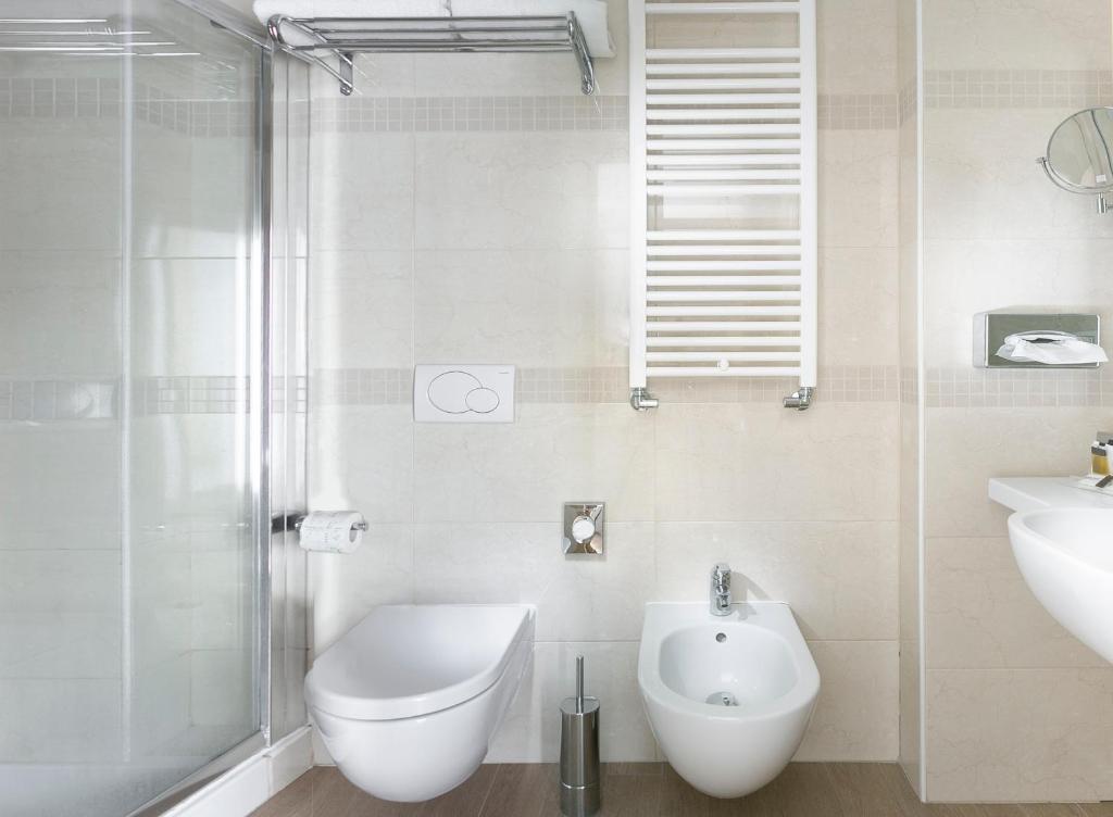 Hotel Ambasciatori - Resim 32