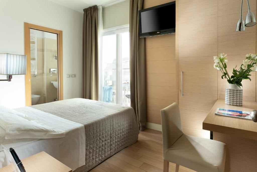 Hotel Ambasciatori - Resim 36