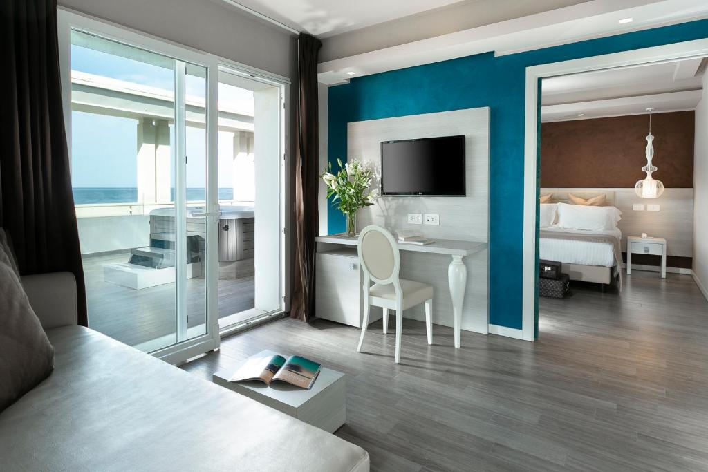 Hotel Ambasciatori - Resim 40