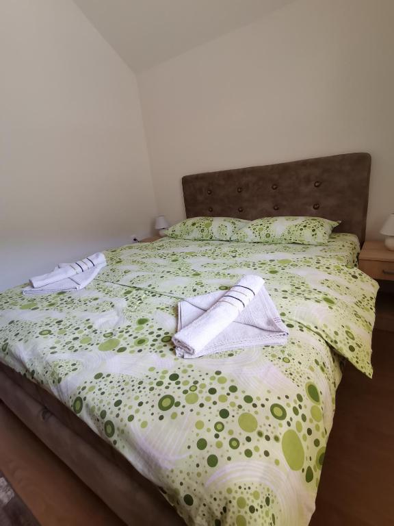 Postel nebo postele na pokoji v ubytování Apartment Osmajic