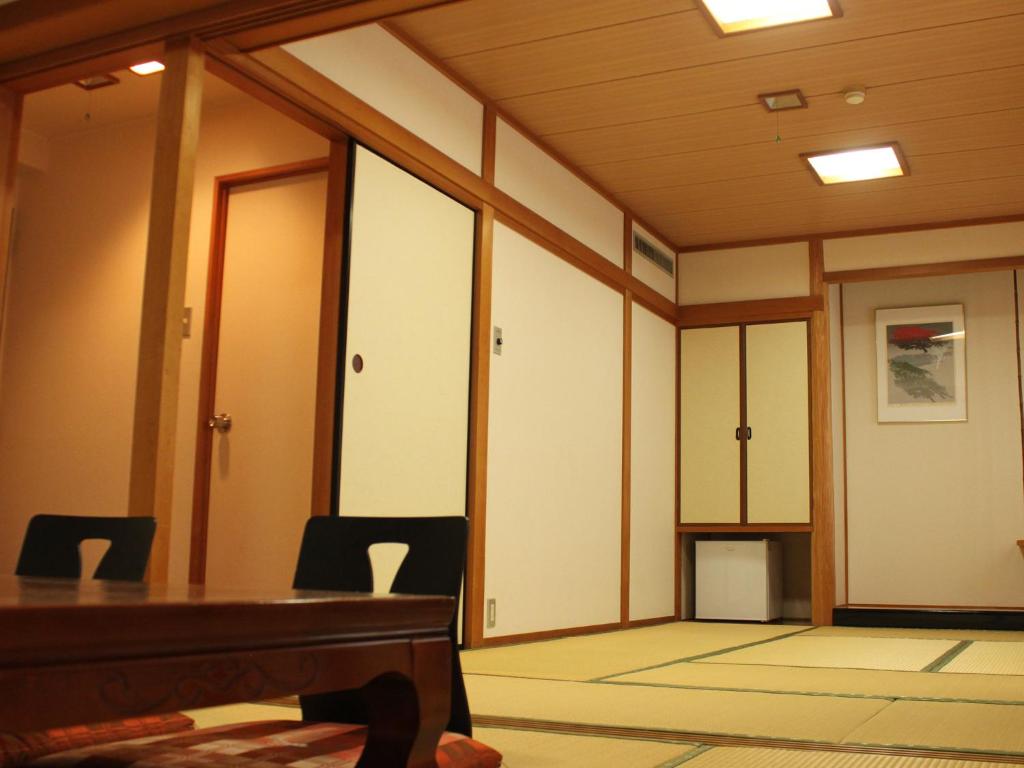 Fotografie z fotogalerie ubytování HOTEL LiVEMAX BUDGET Iyo Mishima v destinaci Shikokuchuo