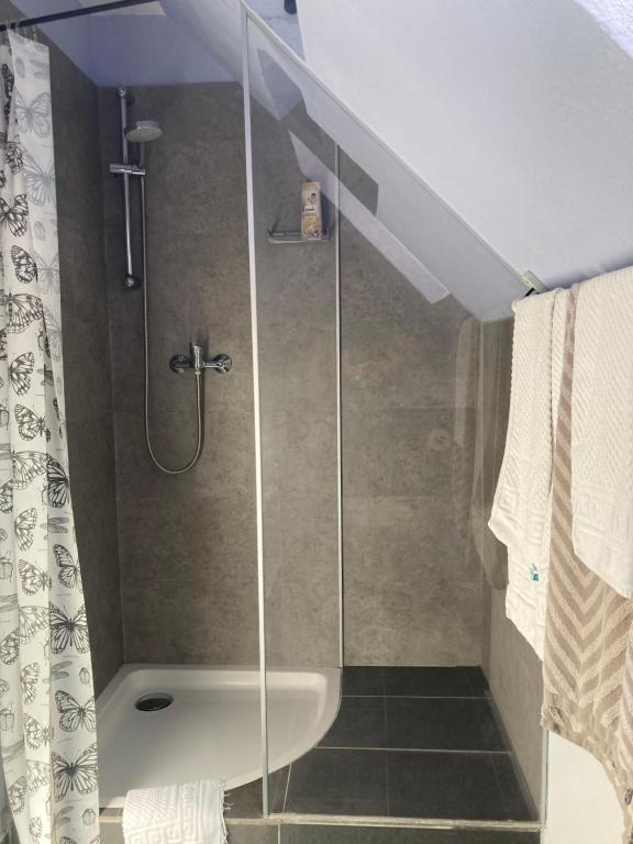 Hotel Gästehaus Hochmann Stadecken - Double Room With Balcony