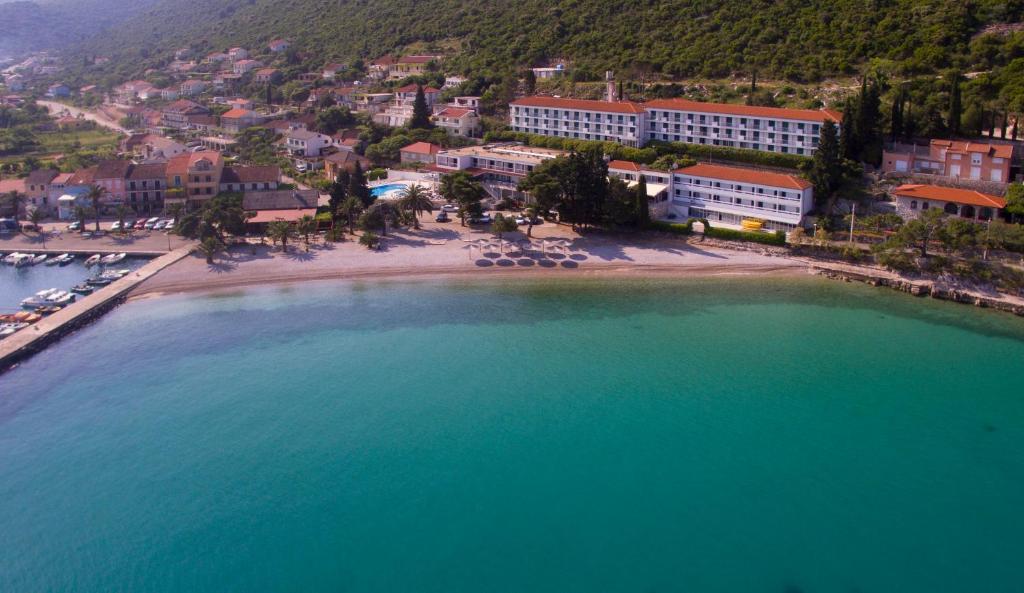 Příroda nedaleko hotelu