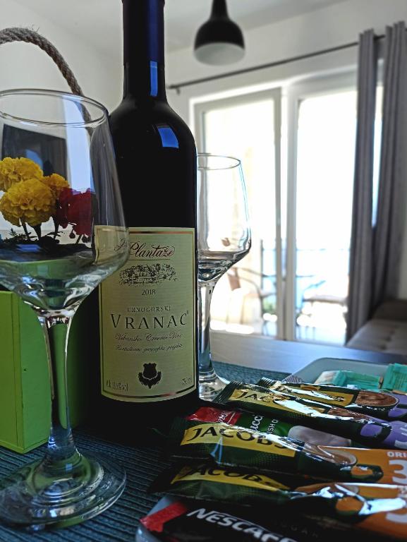 Almond Apartments - 4