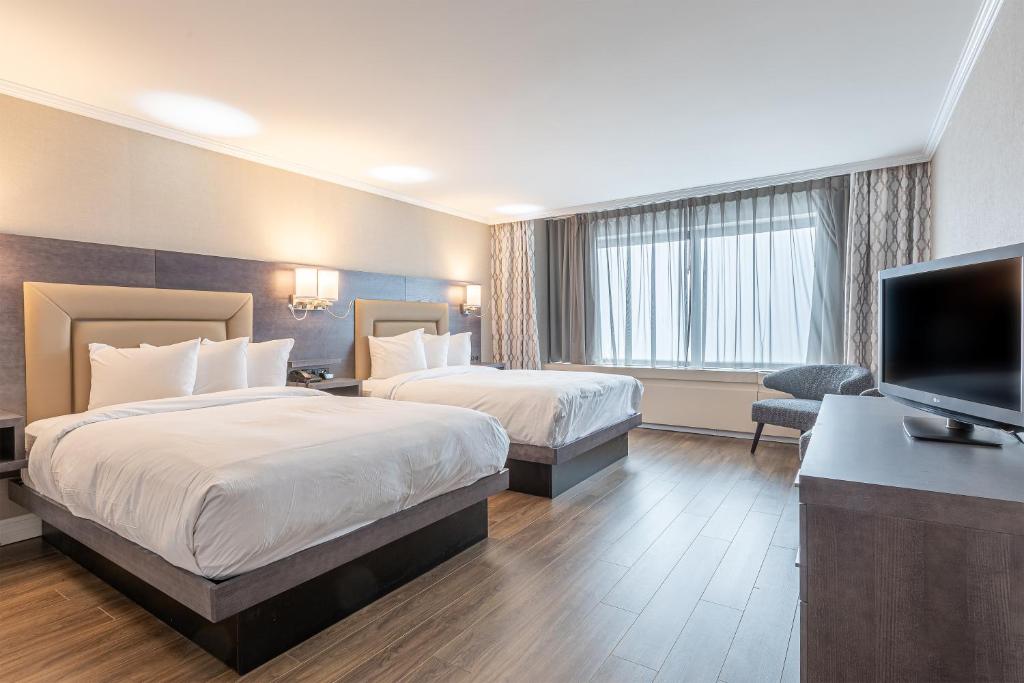 
Queen Room with Two Queen Beds
