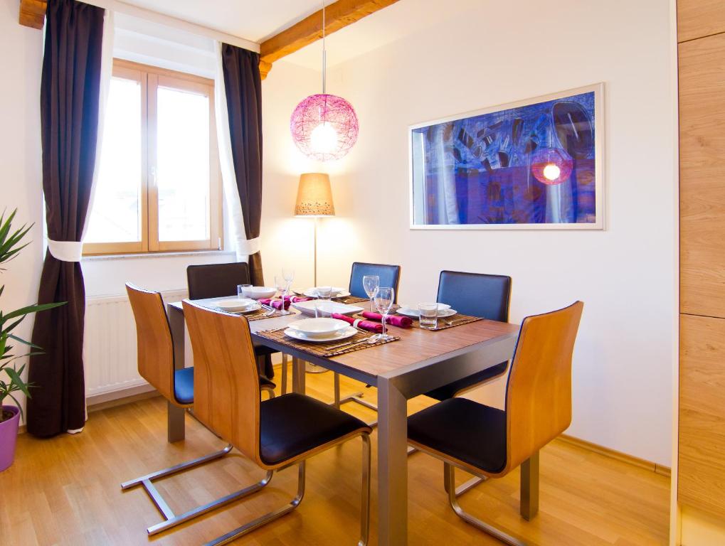 Posezení v ubytování Zagreb Deluxe Apartment L2
