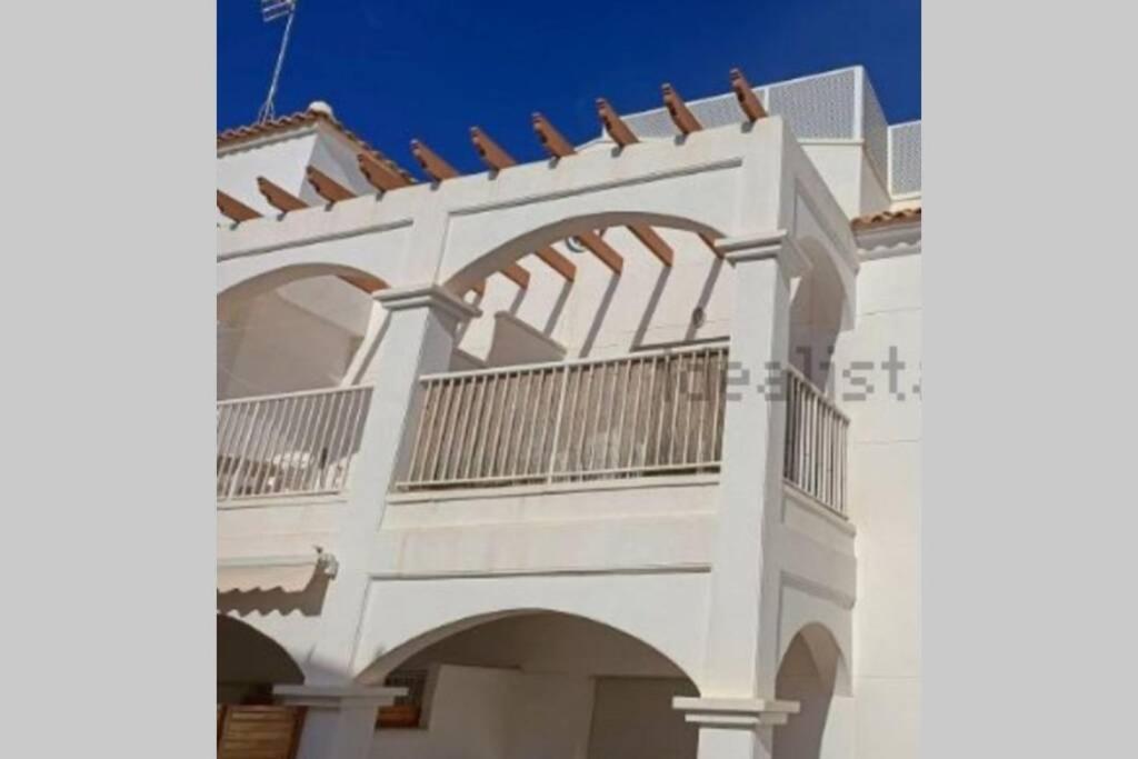 Budynek, w którym mieści się apartament