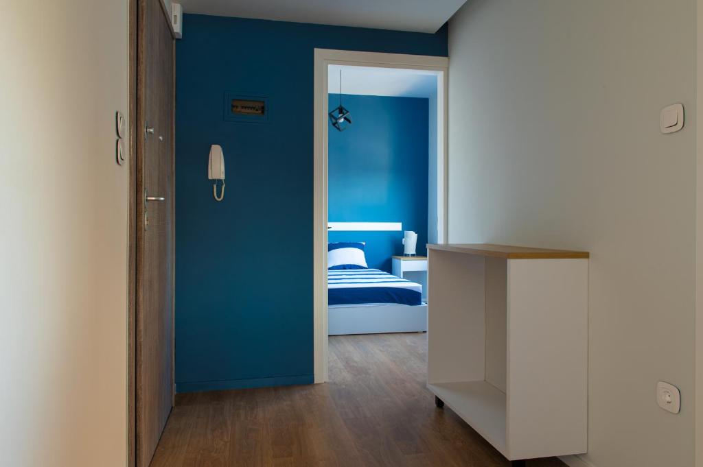 Central Marine Flat - 6