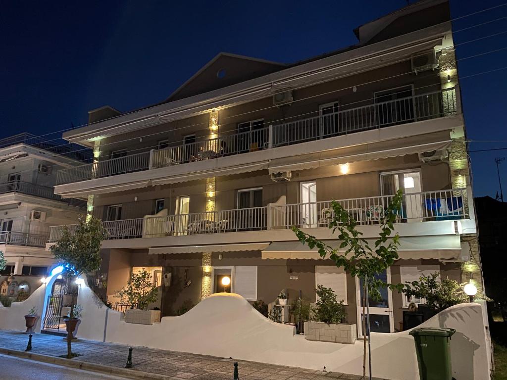 Villa Elena - Housity