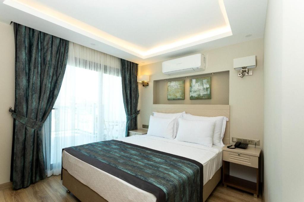 Güllük Yalı Boutique Otel - Doppelzimmer Mit Bergblick