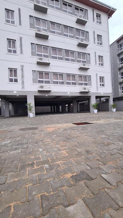 Budova, kde se aparthotel nachází