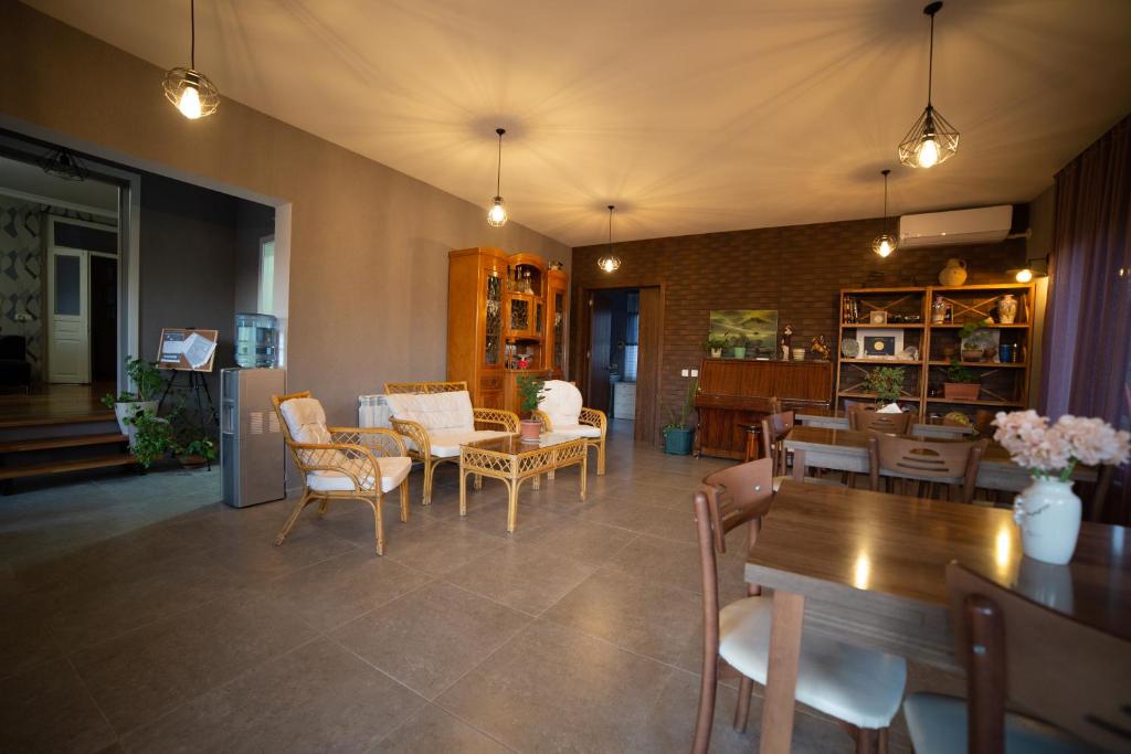 Posezení v ubytování Savanna Guest House