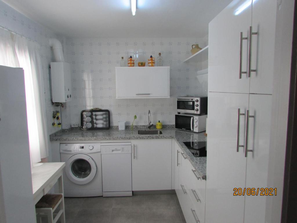 Kuchyň nebo kuchyňský kout v ubytování CALLE YERBABUENA 5
