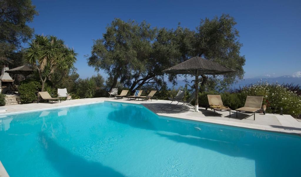 Bazén v ubytování Mill Suites - Loggos nebo v jeho okolí