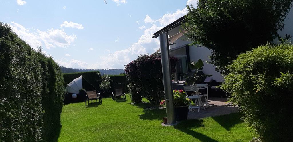 Zahrada ubytování Studio in Domat Ems