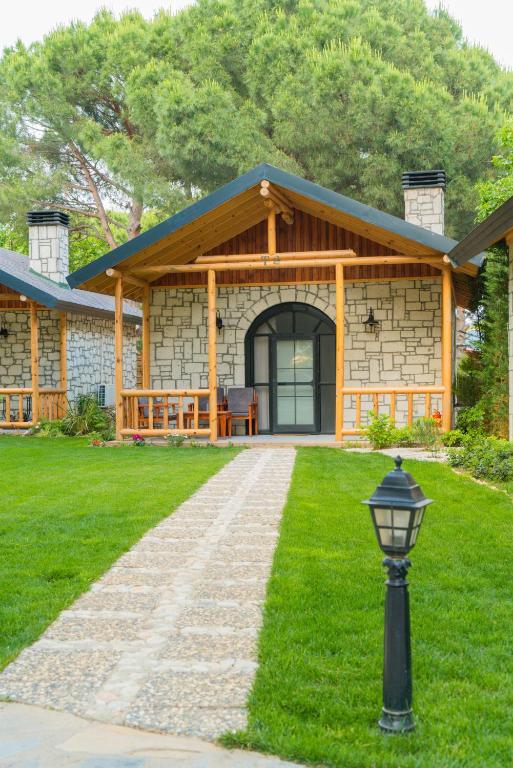 Zahrada ubytování Pino Mar Luxury Bungalows