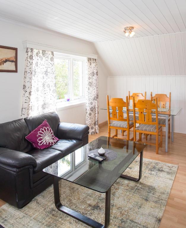 Mandal Apartment mit Möglichkeit ein Boot zu benutzen und Angeln - Twee Slaapkamers Appartement