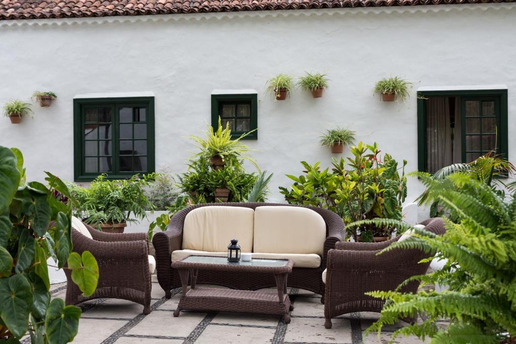 Uma área de estar em Hotel El Patio