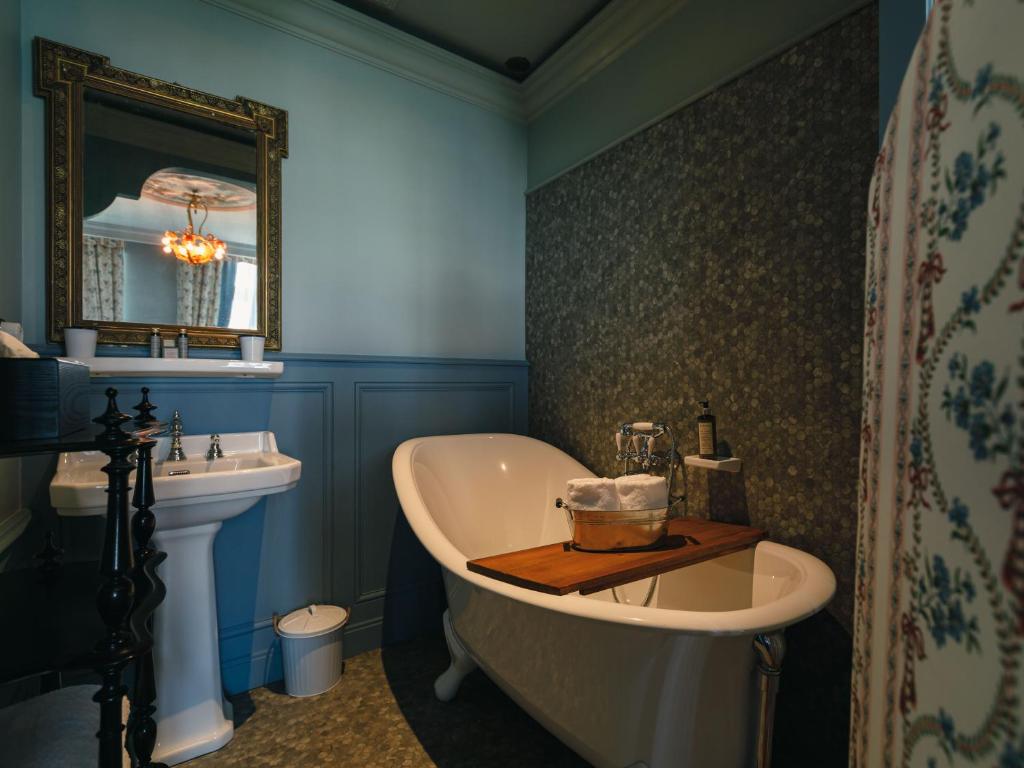 Bayard Bellecour - Resim 11