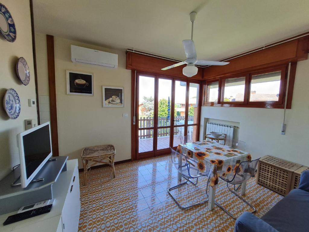 Easy Apartments Peschiera - Appartement à Deux Chambres