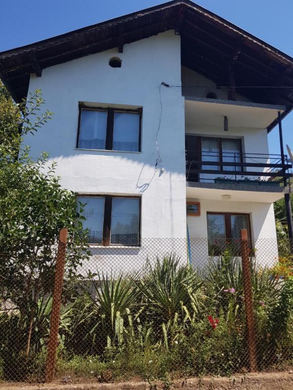 Kshcha za gosti risha - Housity