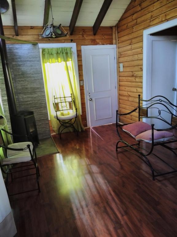 Cabañas y Hotel Rural Mirador del Maipo - Bungalow De Dos Habitaciones