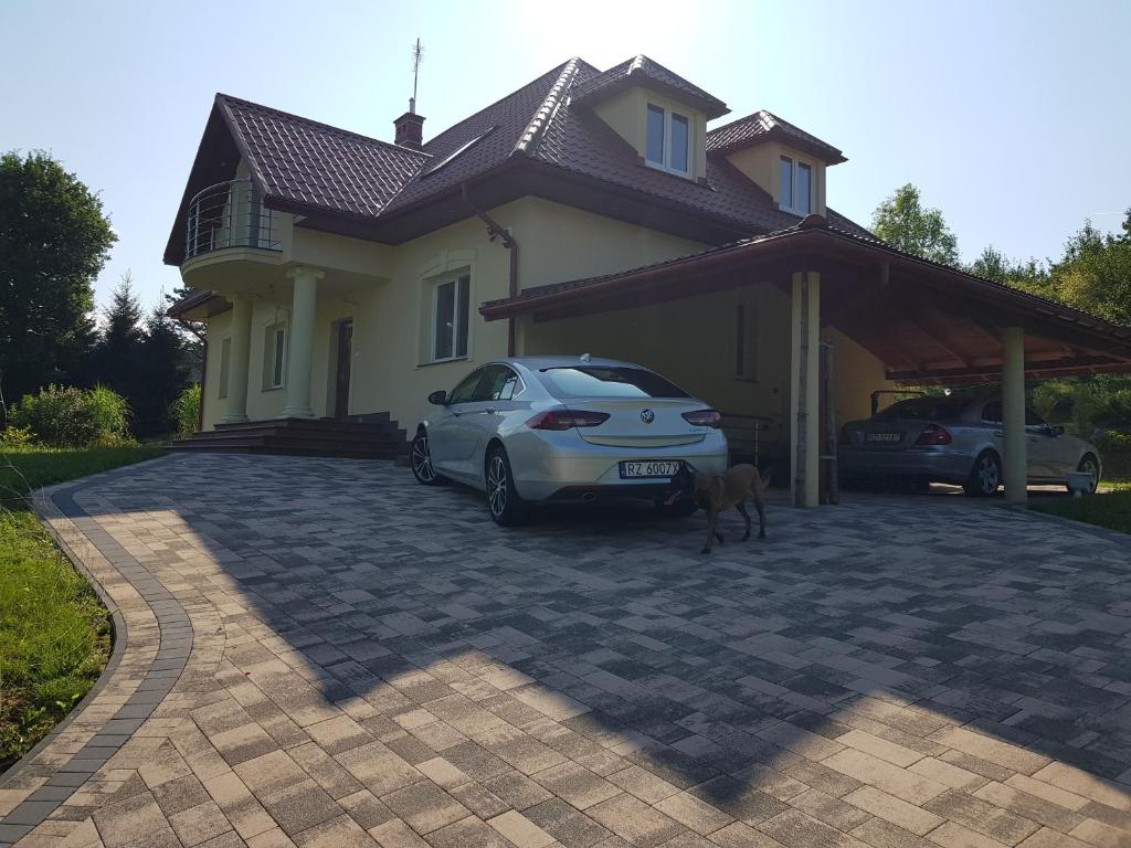 Budova, v ktorej sa apartmán nachádza
