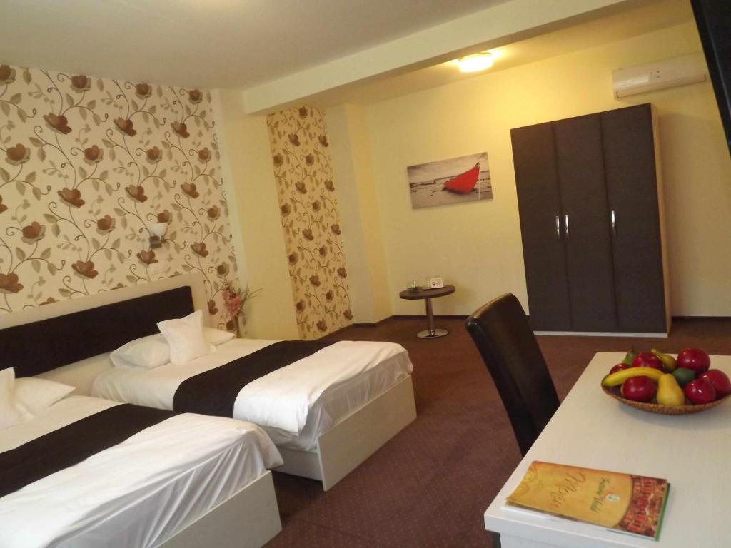 West Plaza Residence - Resim 19