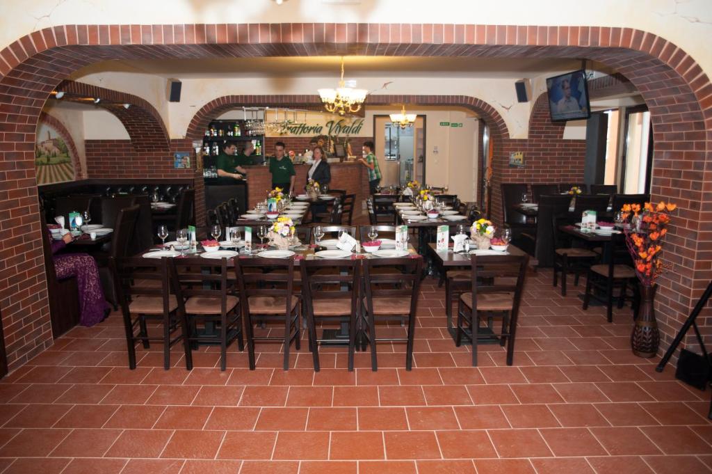 West Plaza Residence - Resim 36