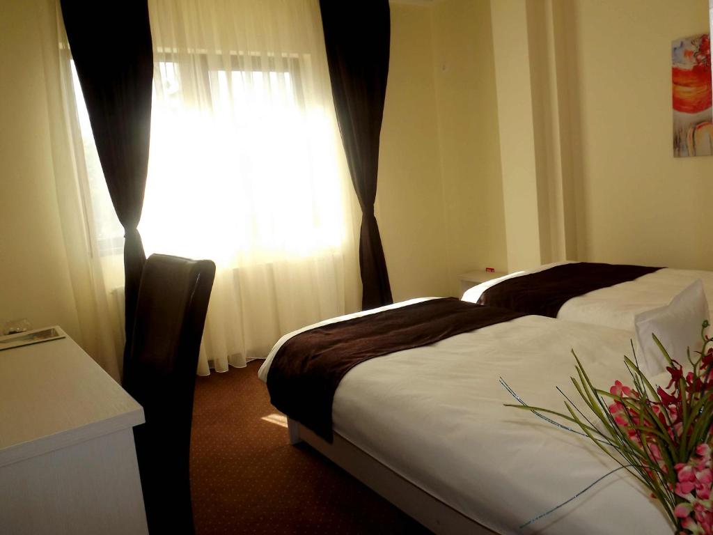 West Plaza Residence - Resim 20