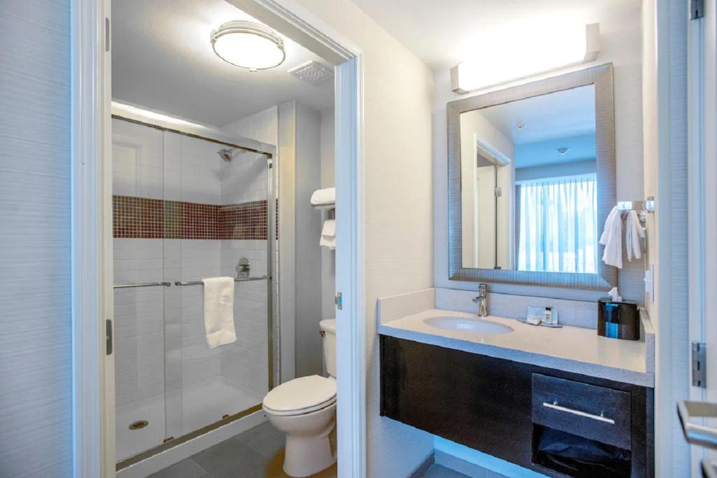 Staybridge Suites Denver Downtown, an IHG Hotel - Queen Studio Suite - Hearing Accessible