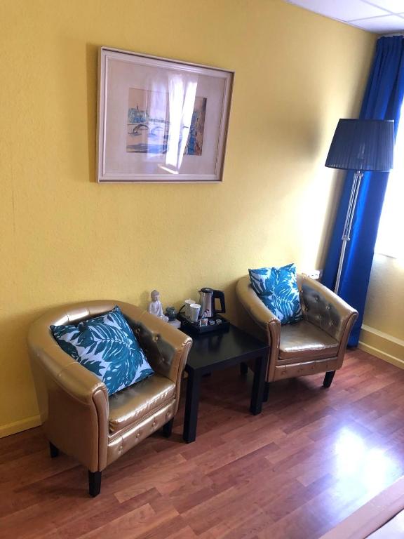 Posezení v ubytování Astoria Hotel Heimbach
