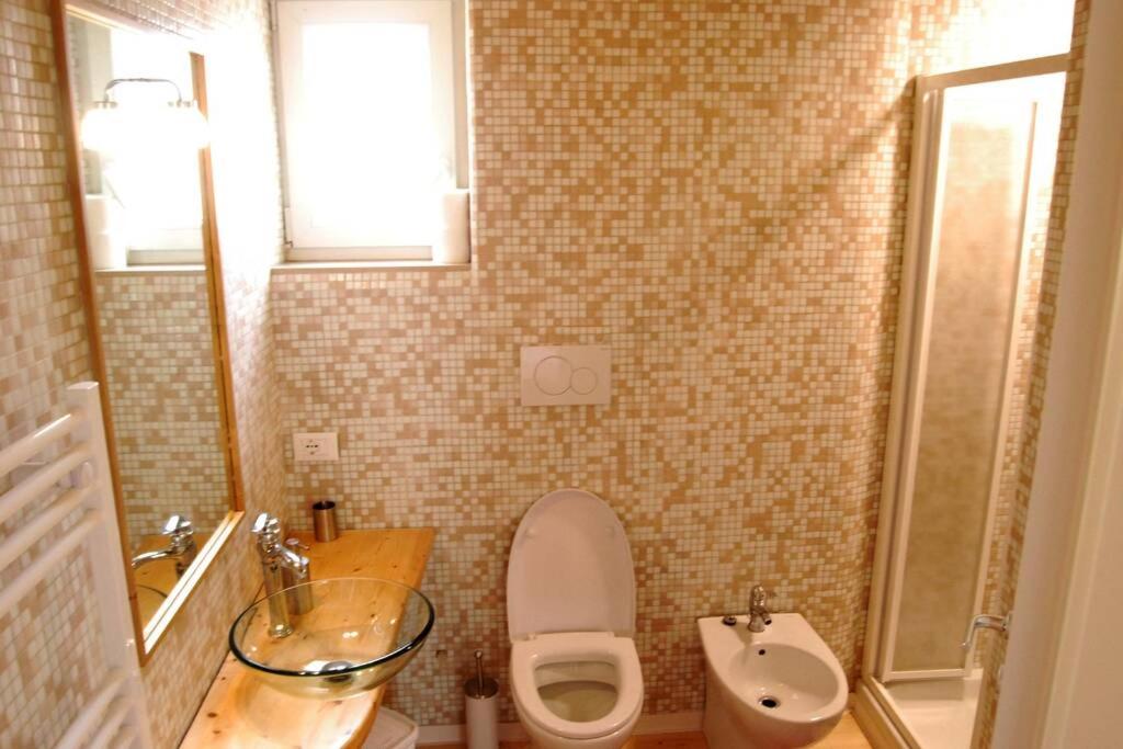 Zdjęcie z galerii obiektu Casa arancione a Burano w mieście Burano