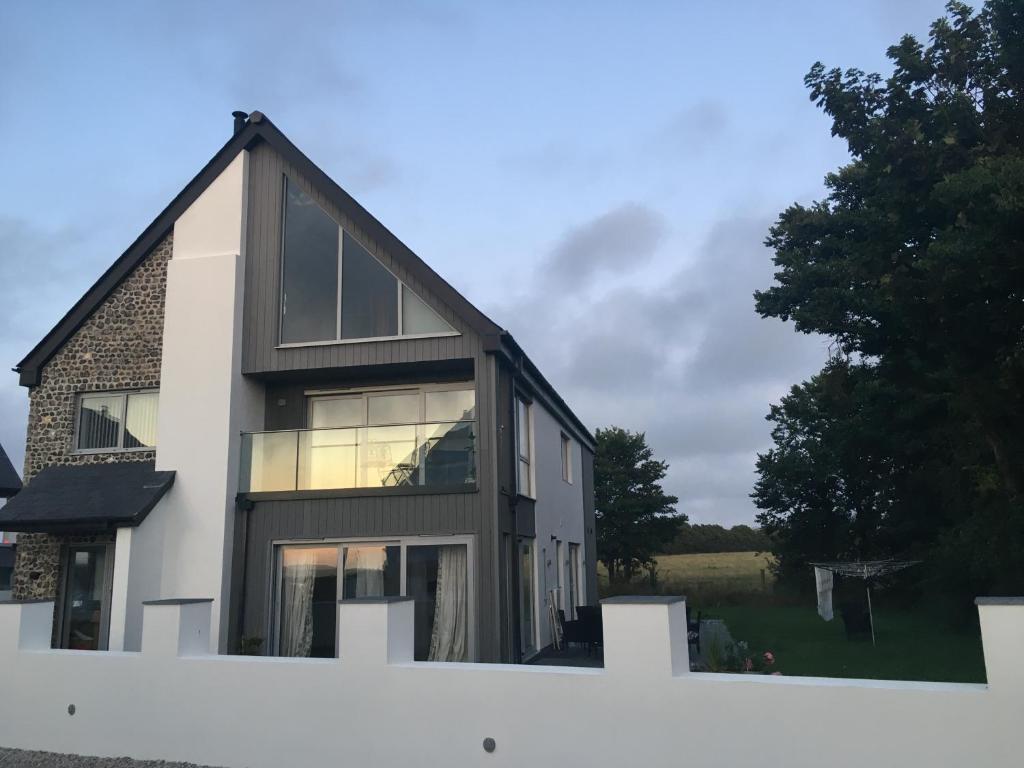 SUMMERPLACE, Padstow (updated prices 2024)