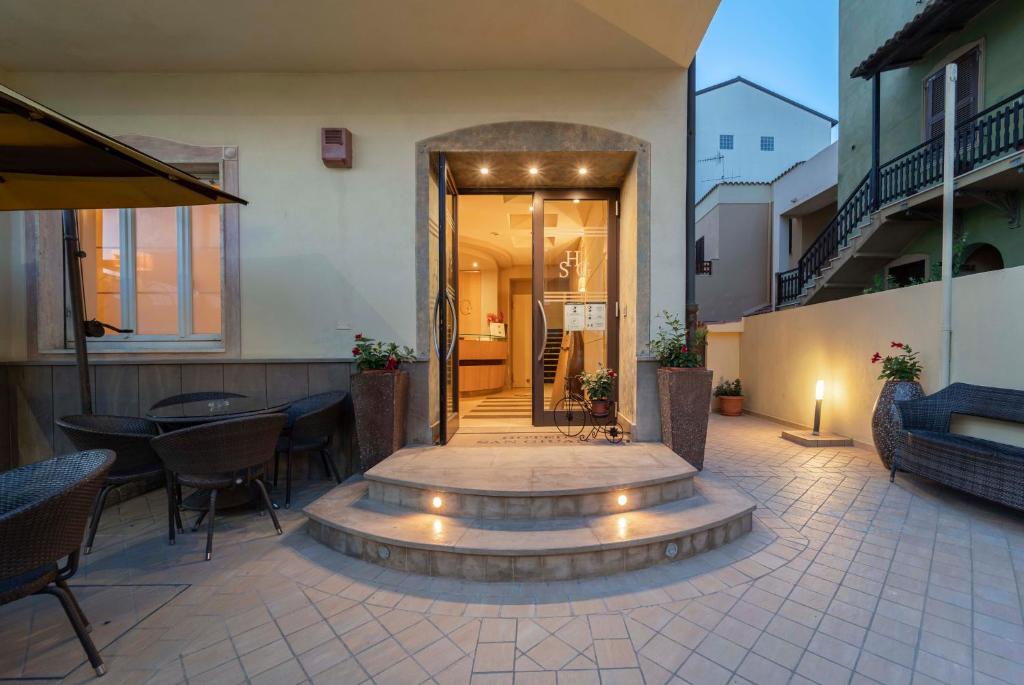 Patio nebo venkovní prostory v ubytování Hotel San Giuan