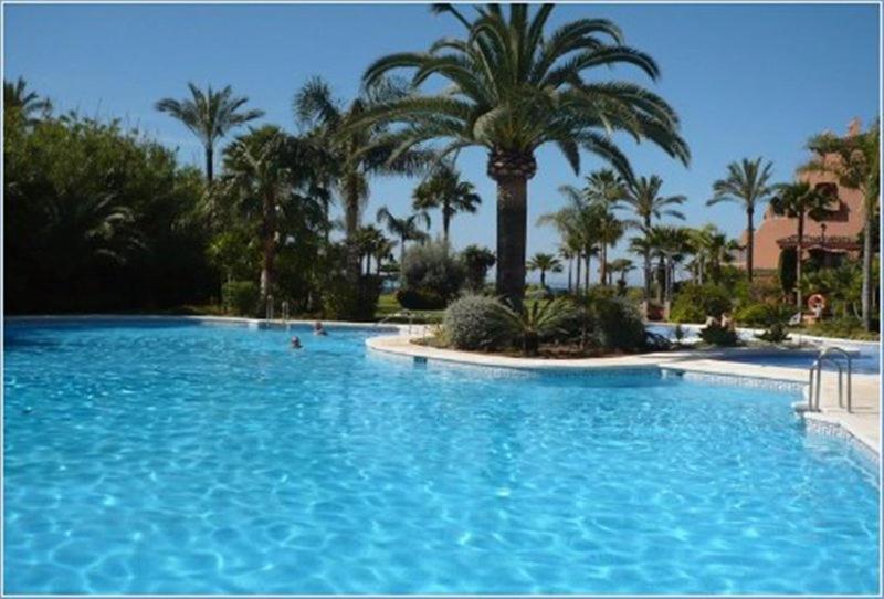 Holidays in Riviera Andaluza, Estepona – Bijgewerkte prijzen 2022