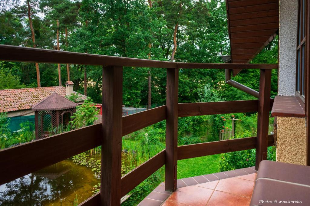 Balkón nebo terasa v ubytování Penzion Kersko