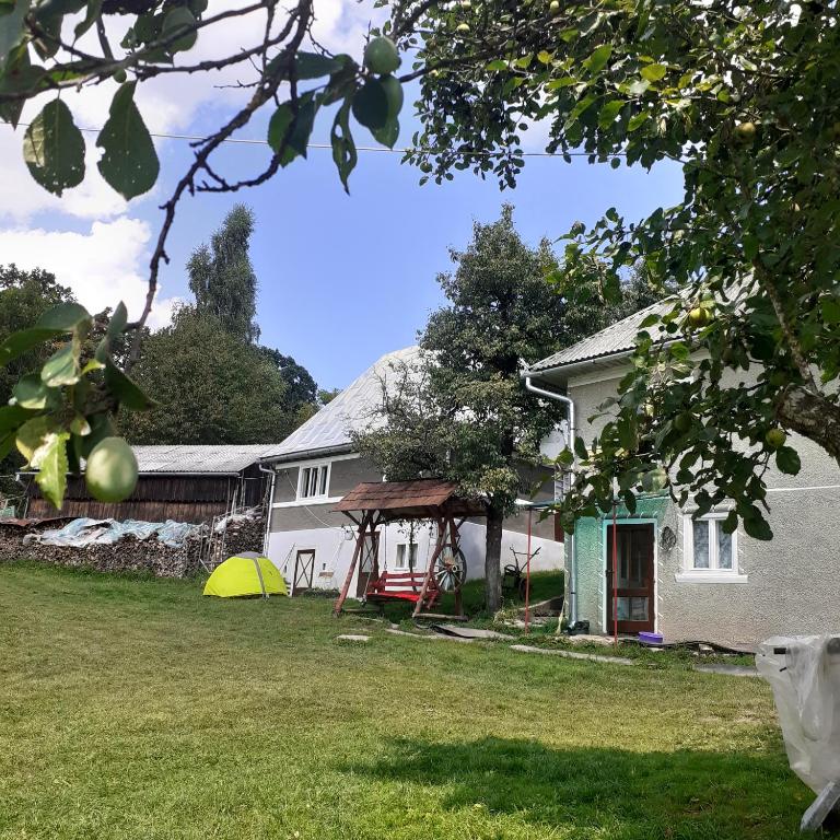 Zahrada ubytování RUSTIC SEJOUR,Roşia Montana