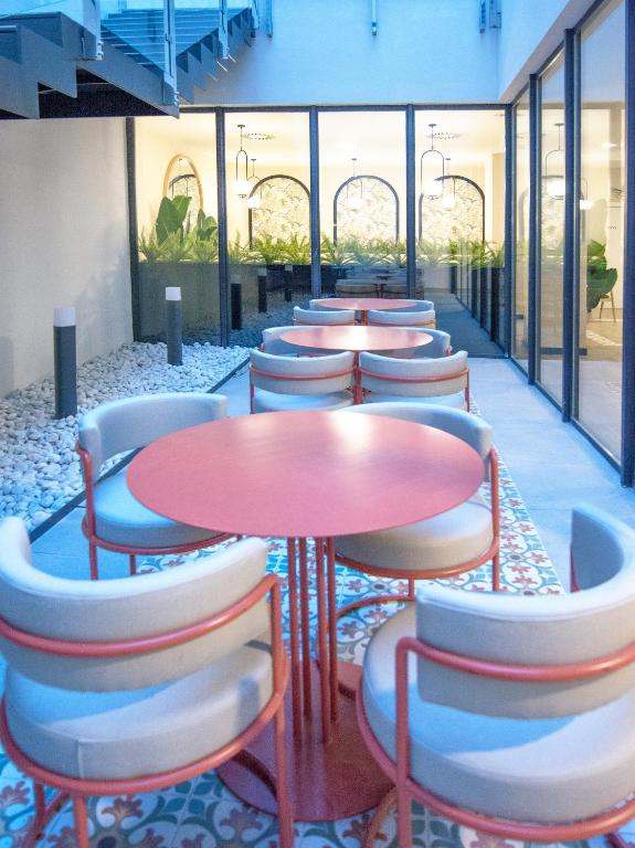 Soho Boutique Córdoba - Resim 39