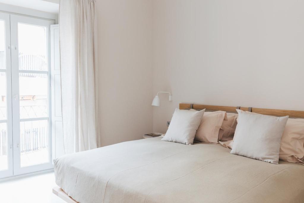 Plácido y Grata - Resim 23