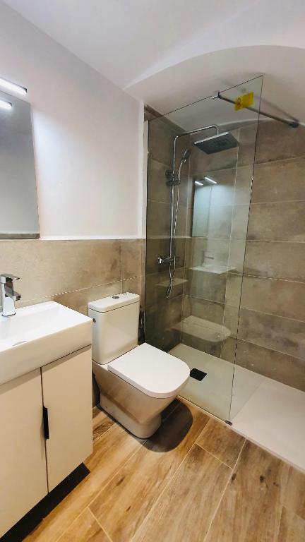 Fotografia z galérie ubytovania Lovely Apartment in Sagaró Center with Garden, AACC & WI-FI - Couples & Small Families v destinácii S'Agaro