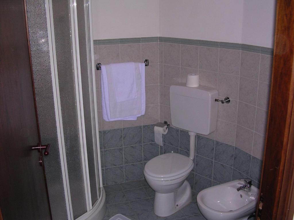 Koupelna v ubytování CerrutiHotel