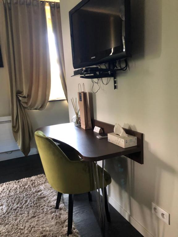 L'Hostellerie d'Acquigny - Standard Double Room